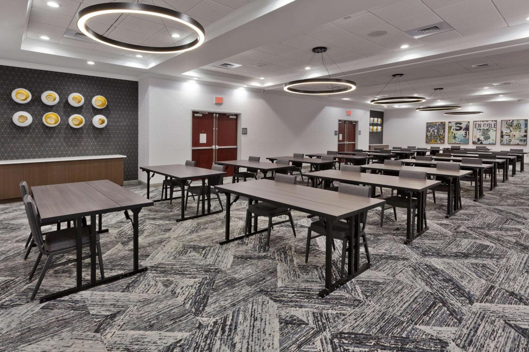 Doubletree By Hilton Dothan, Al エクステリア 写真