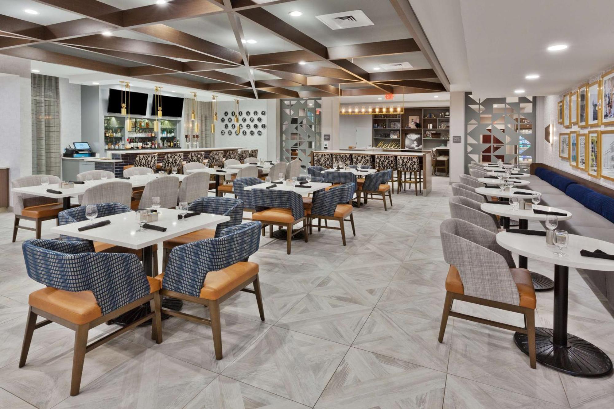 Doubletree By Hilton Dothan, Al エクステリア 写真